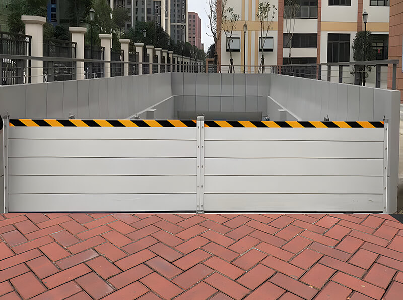 Aluminum Flood Barrier